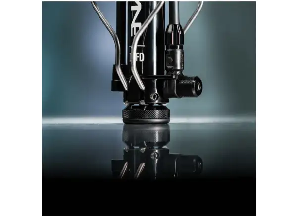 Lezyne Digital Travel Floor Drive Pumpe Schwarz
