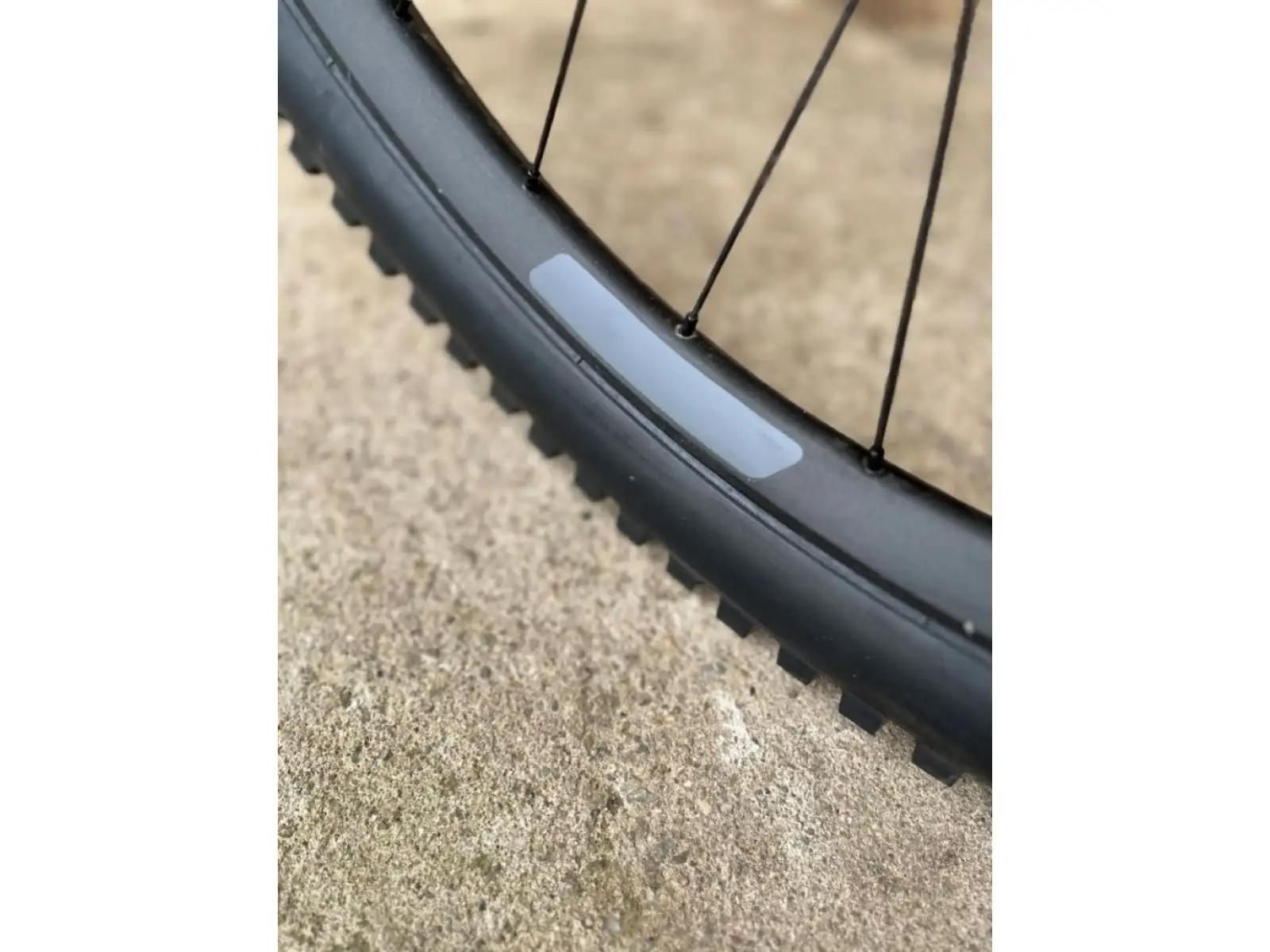 Shaman Racing Reflektierende Felgenaufkleber 8 Stück Schwarz