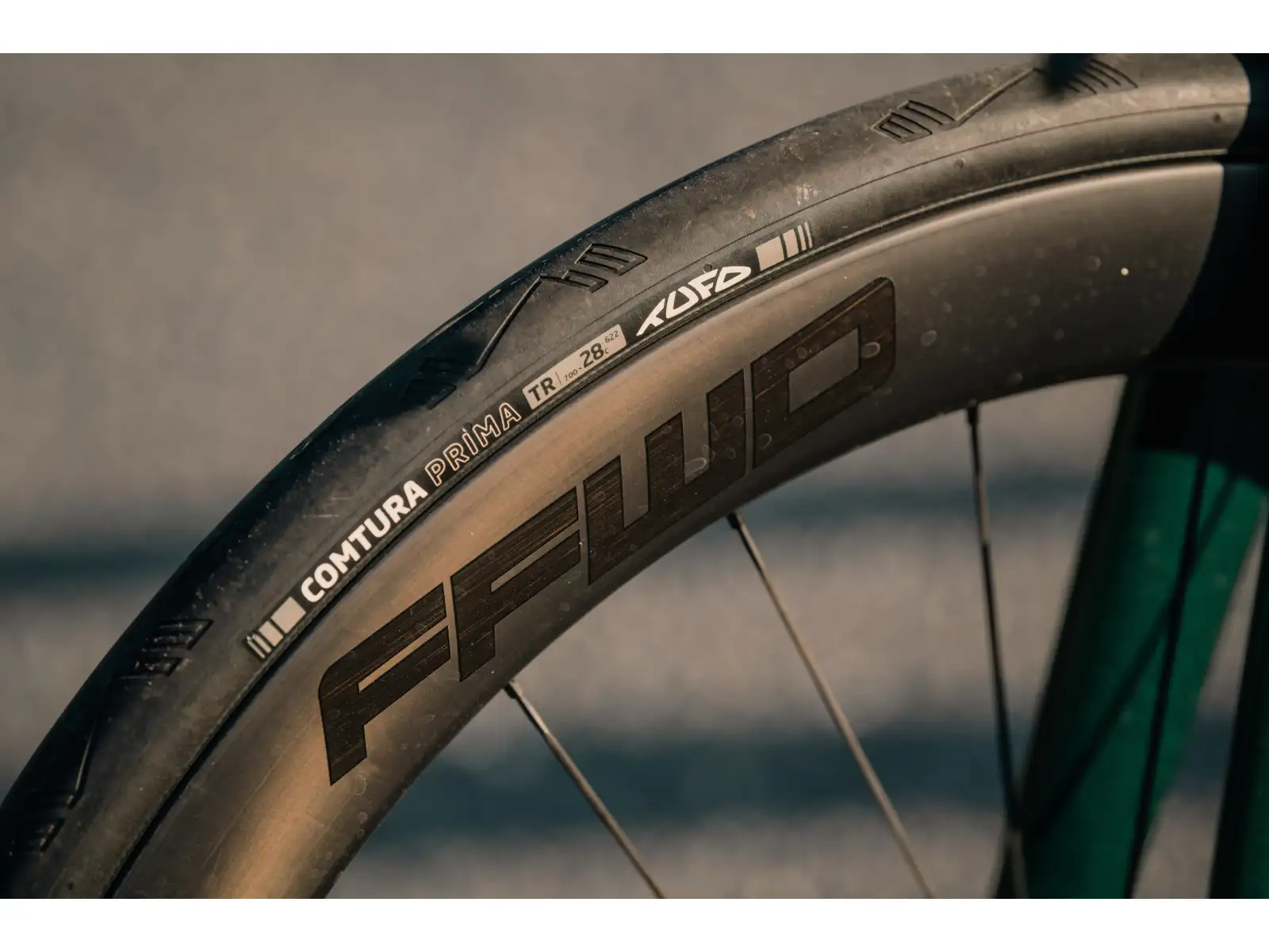 Isaac Meson Ultegra Di2 Rennrad Jade Green