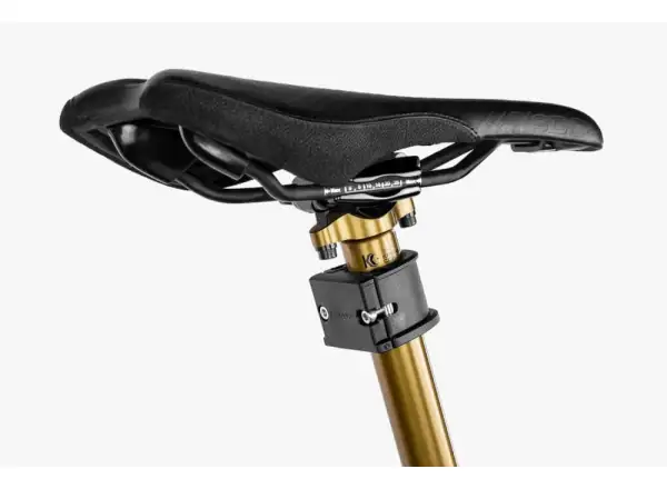 Apidura Backcountry Sattelstützenadapter in Schwarz.