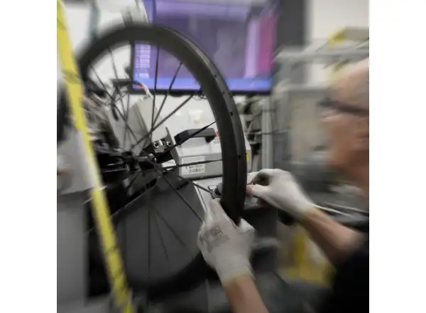 Mavic Comete 50 Disc CL Straßen-Laufräder Freilaufkörper Sram XDR