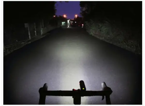 Ravemen CR1000 Vorderlicht Schwarz