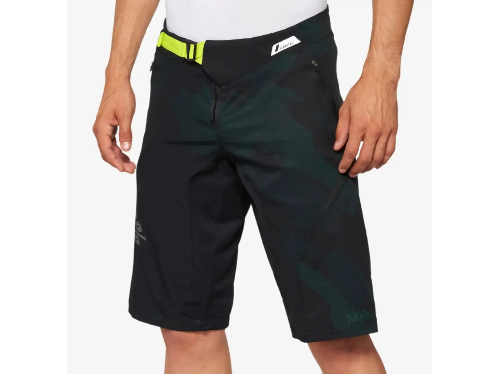 100% Airmatic LE Herren Shorts Black Camo