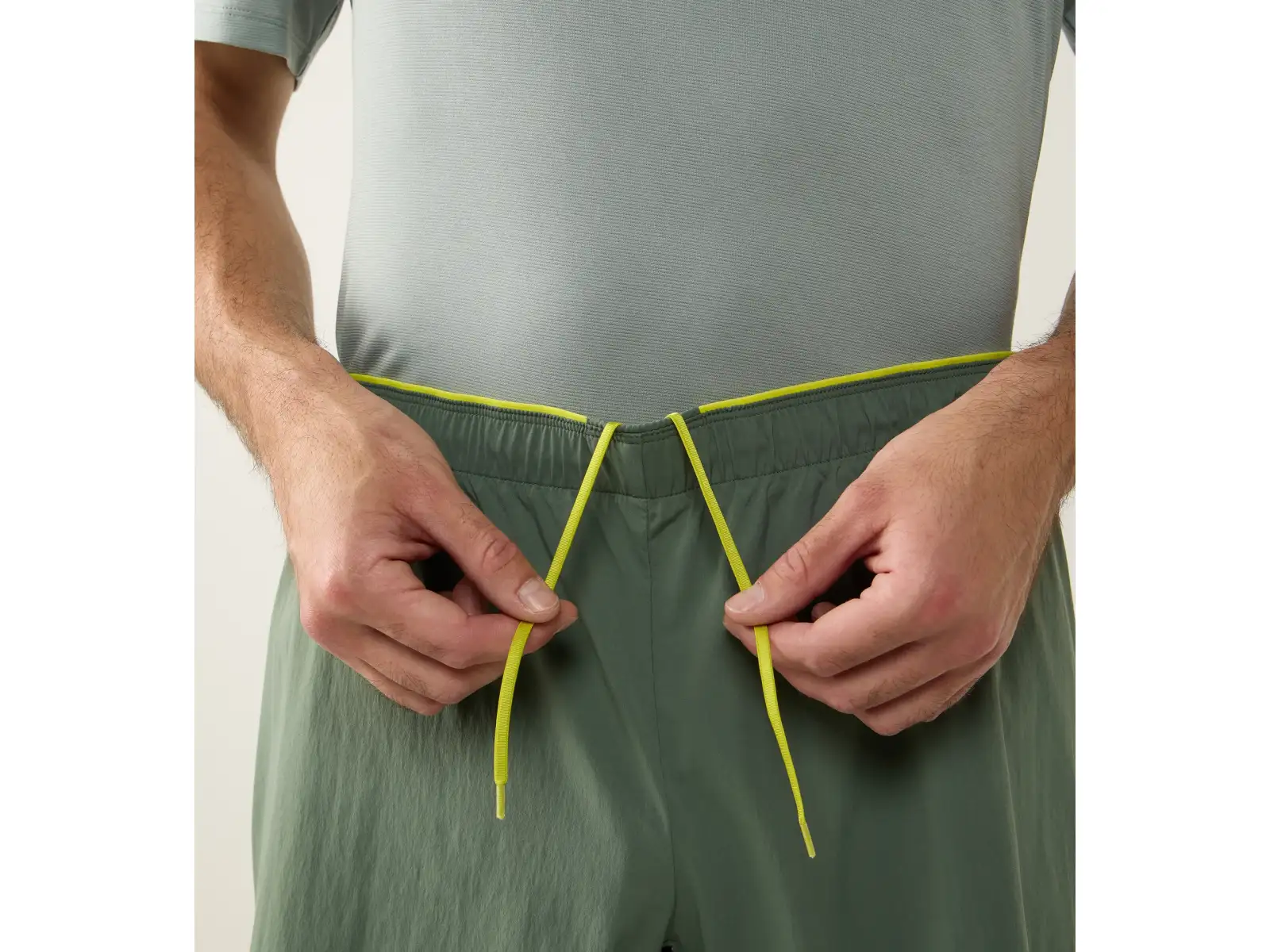 Haglöfs L.I.M Pace Herren Shorts Chlorophyll Green