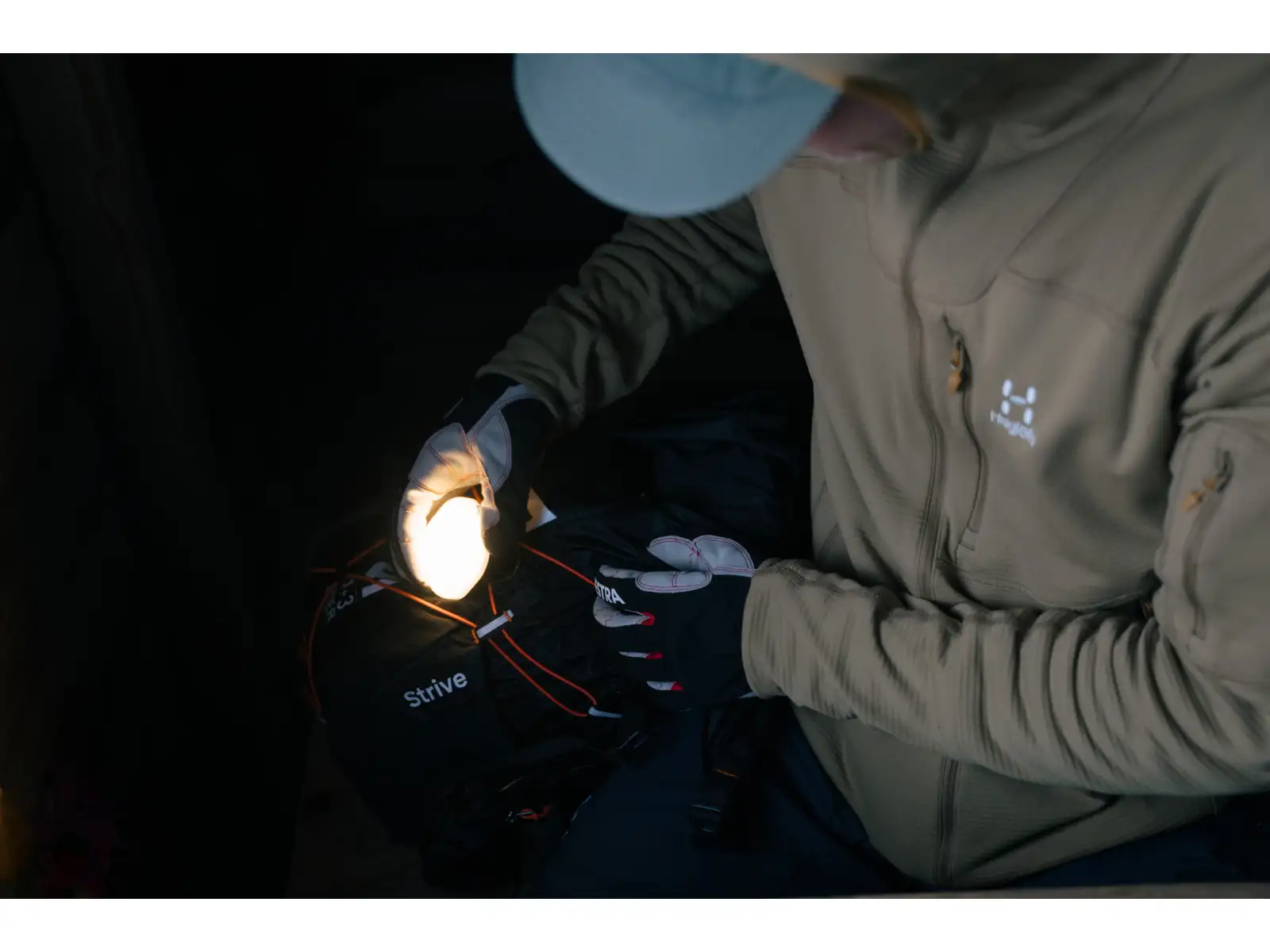 Silva Glow kompakte Taschenlampe dunkelblau