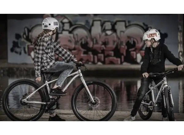 Early Rider Belter 24 Kinderfahrrad Gebürstetes Aluminium