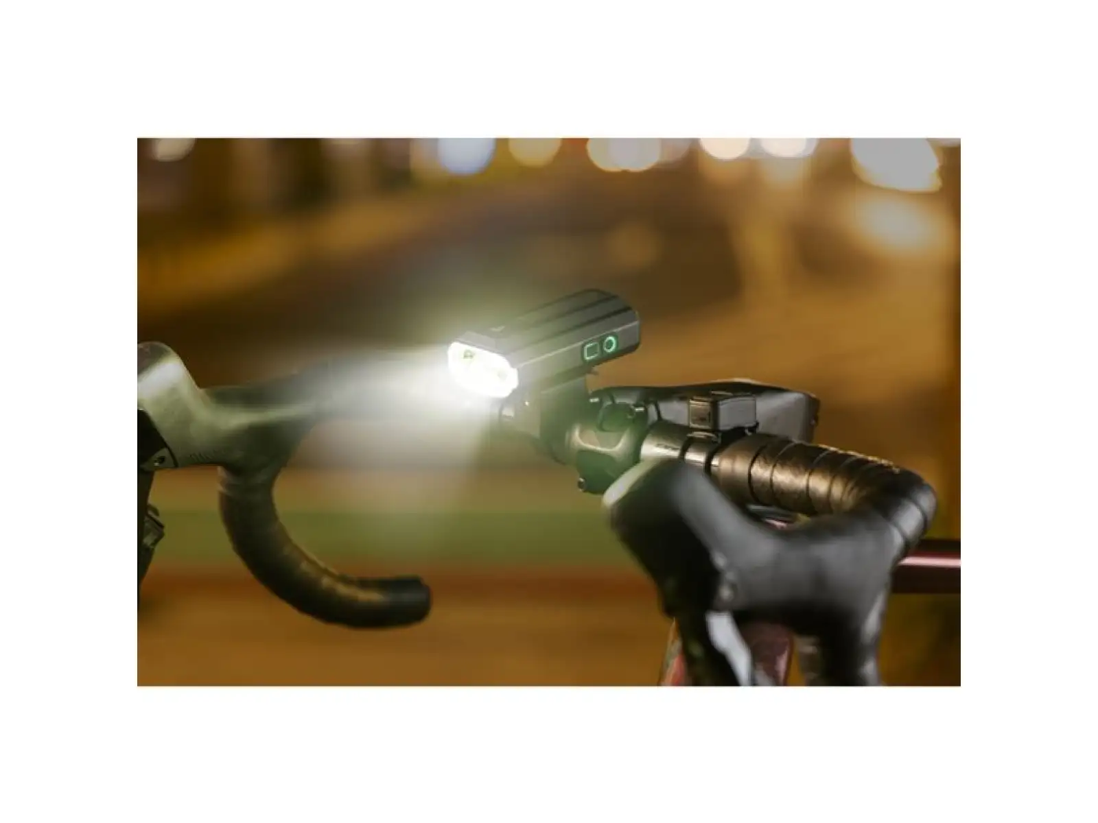 Giant Recon HL 1200 Frontlicht USB