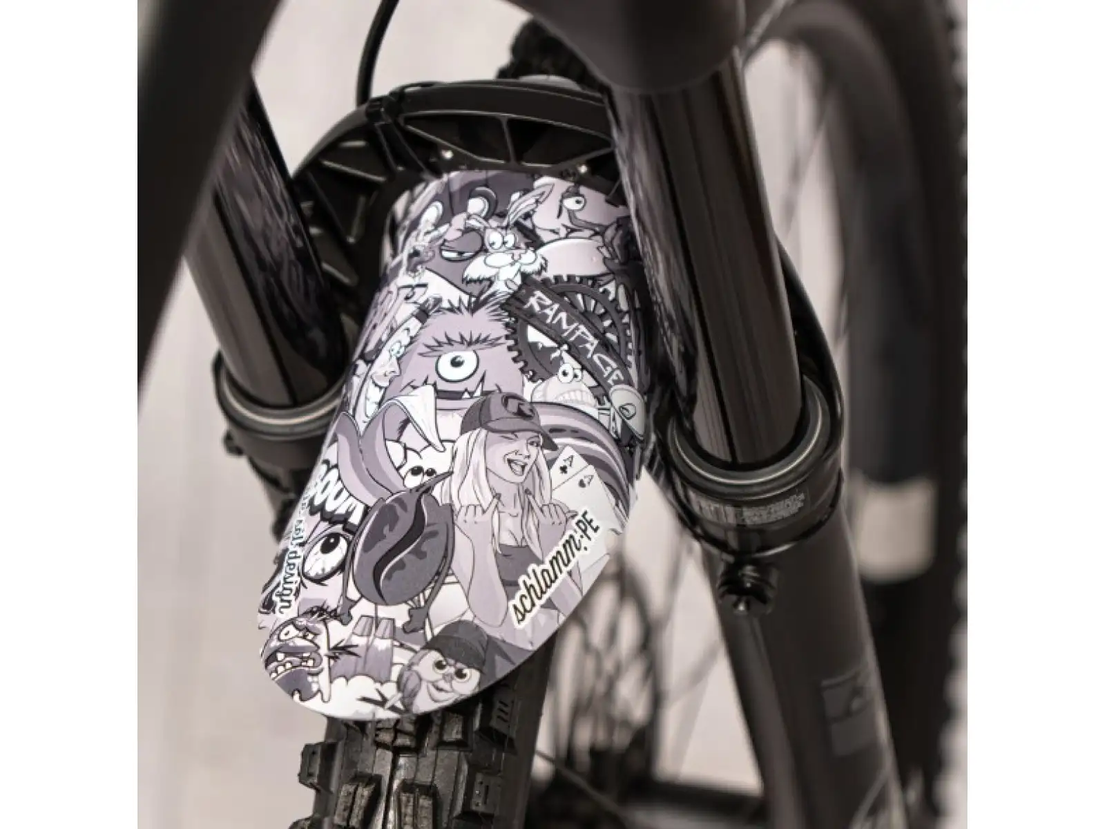 Rie:sel Design Schlamm:PE Schutzblech Stickerbomb Eyecatcher Ultra Black