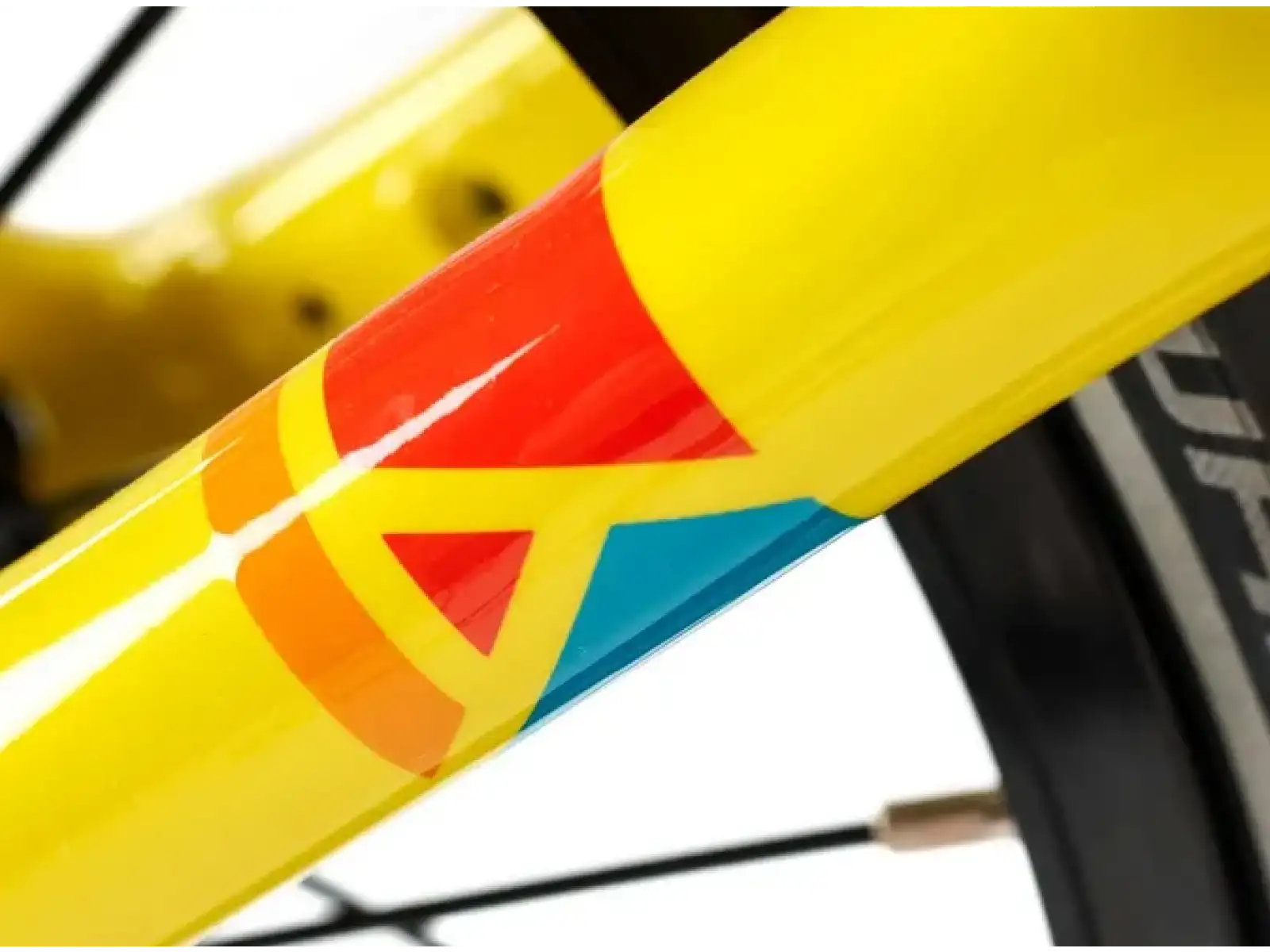 Academy Grade 6 Gürtel Kinderfahrrad 26" gelb