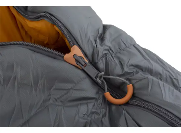 Pinguin Magma 630 Schlafsack -12°C 185 cm rot