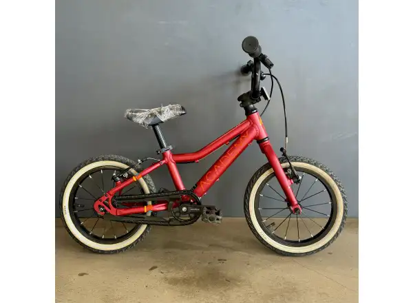 Academy Grade 2 Kinderfahrrad 14´´ rot BASAR