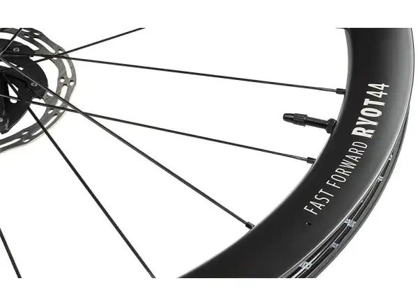 FFWD RYOT44 V2 44 DT240 2:1 EXP Rennlaufradsatz White
