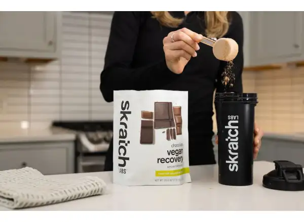 Skratch Labs Vegan Recovery Sport Drink Mix 708 g Schokolade