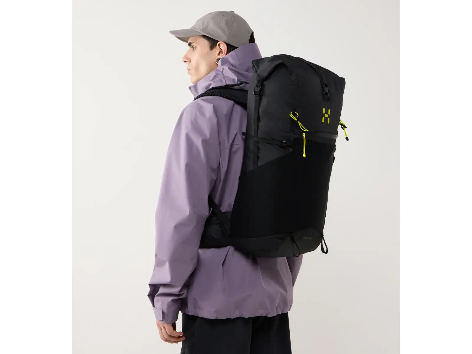 Haglöfs Magma Rolltop 40 WR Rucksack 40 l True Black