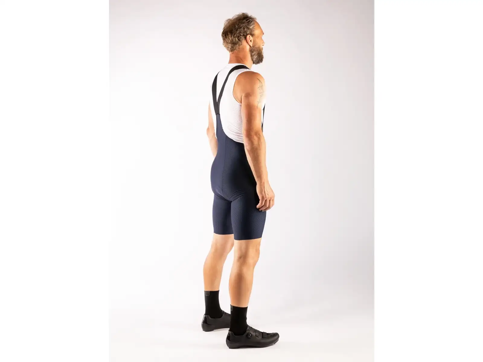 Force F Winner Shorts mit Helm und blauer Polsterung