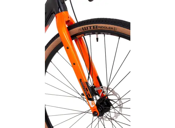 Rock Machine Gravelride 200 Schotterrad in Gloss Schwarz/Brick Orange/Silber.