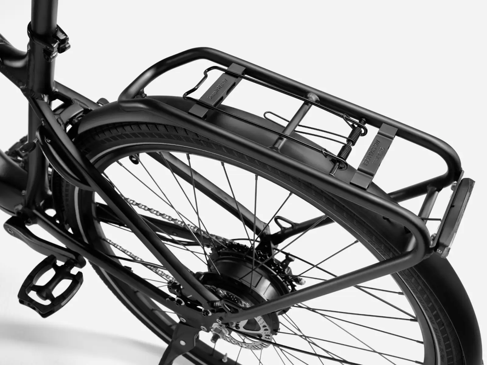 Cannondale Mavaro NEO SL 2 City E-Bike mit tiefem Einstieg Black Cherry