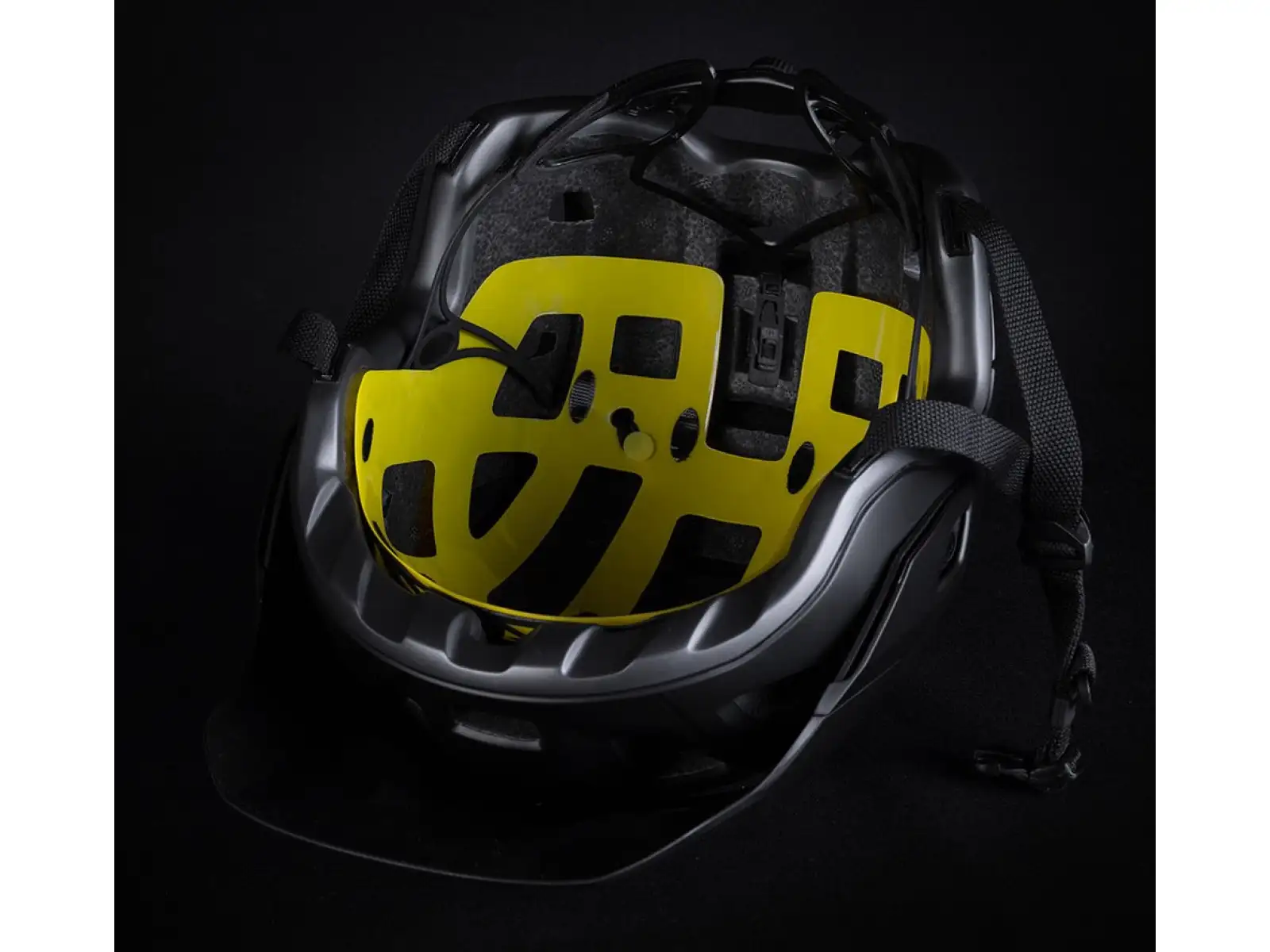 MET Roam MIPS Helm schwarz matt/glänzend
