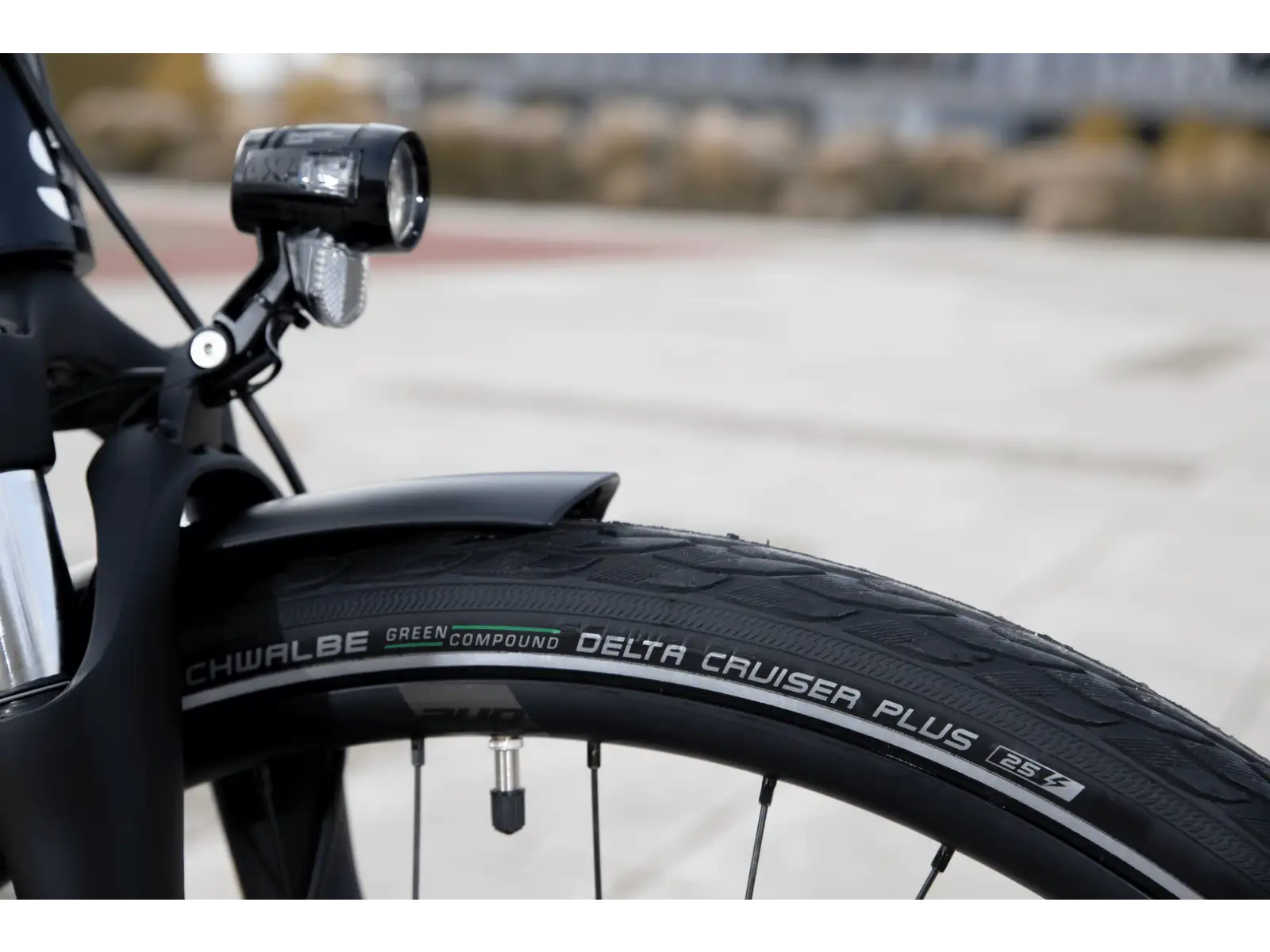 Superior Blox 6.7 T MS Stadtfahrrad Gloss Metallic Black
