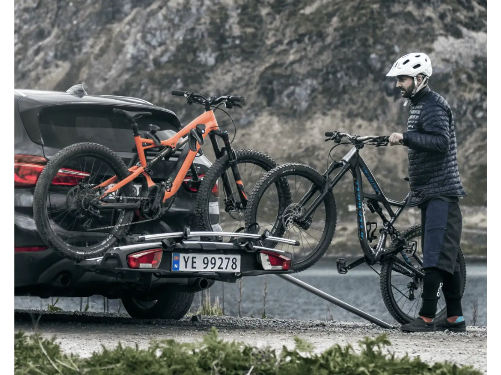 Thule VeloSpace XT Träger für Anhängerkupplung für 2 Fahrräder