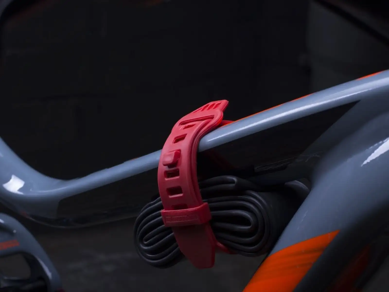 All Mountain Style OS Strap Spanngurt Rot