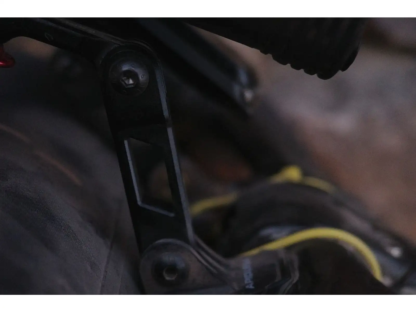 Apidura Expedition Accessory Arm Licht-Halterung