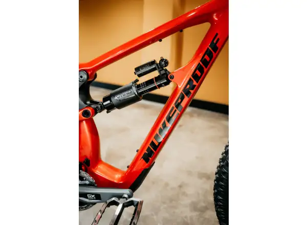Nukeproof Mega Carbon Pro 290 T-GX vollgefedertes Fahrrad Red