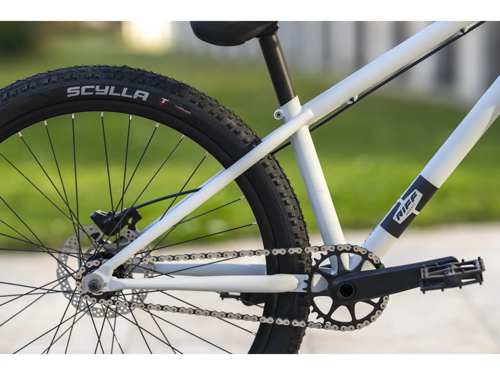 Rock Machine Riff 70s Schmutz Fahrrad Matte Grau