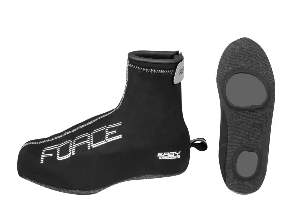 Die Force Neopren-Überschuhe für Rennradschuhe in Schwarz sind einfach zu benutzen.
