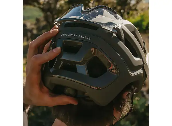 Giro Montaro MIPS III MTB Helm Mat Dark Sage/Gloss Dark Sage