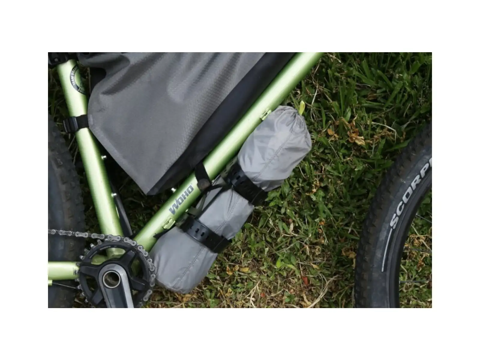 Woho Transforkage Anodized Taschenhalter aus Titan.