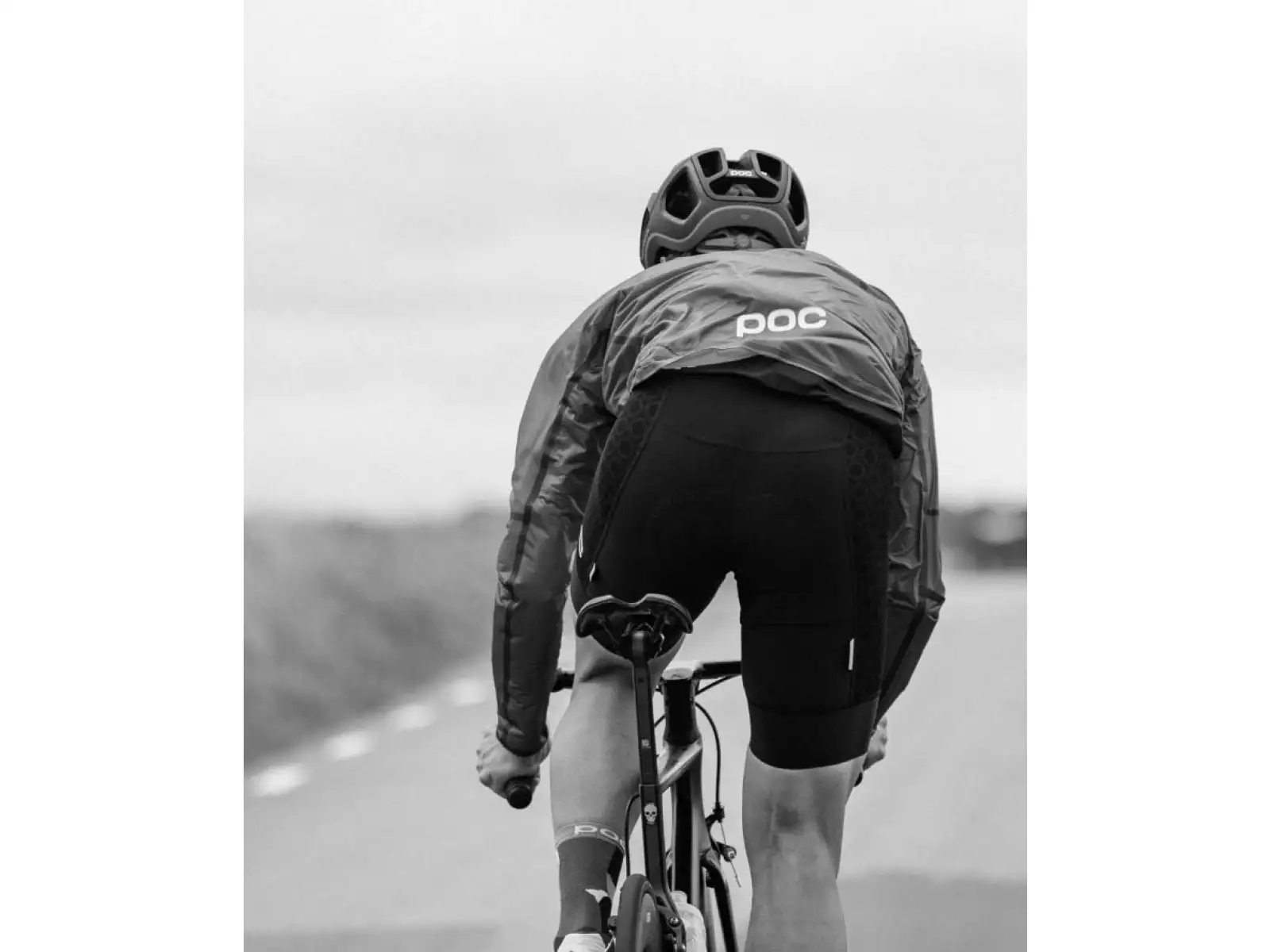 POC Ventral Lite Helm Uranium Black Matt