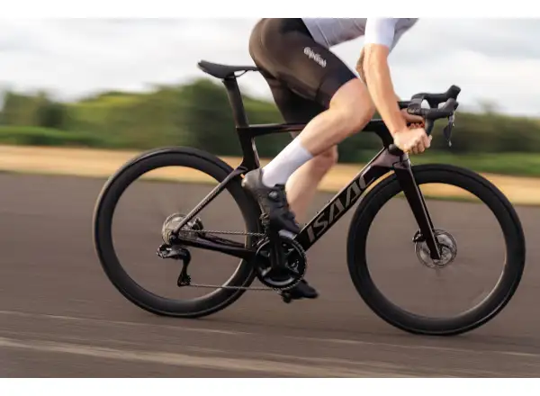 Isaac Meson Ultegra Di2 Rennrad Ruby Red