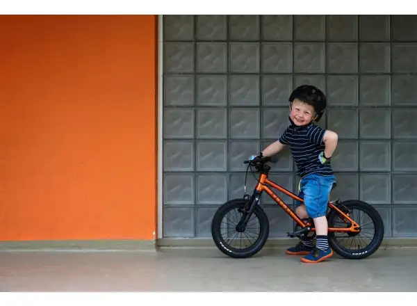 Rascal 14 Kinderfahrrad Himbeere