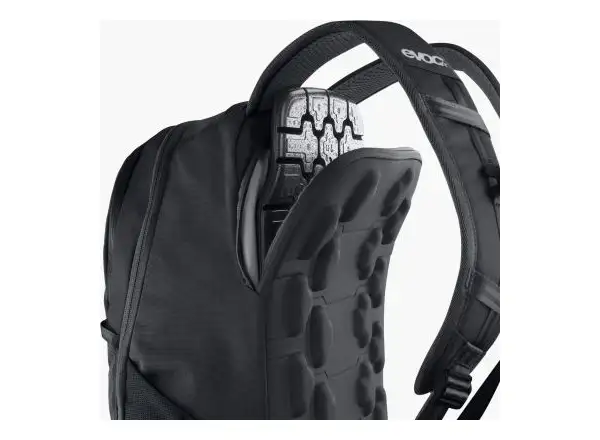 Evoc Commute Pro 22 l Rucksack Schwarz
