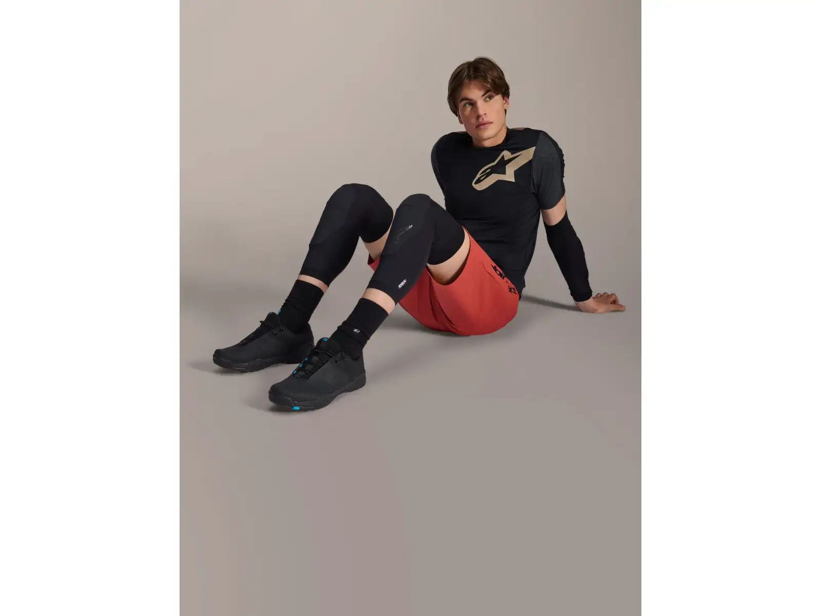 Alpinestars A-Motion Plasma Knieschoner Black
