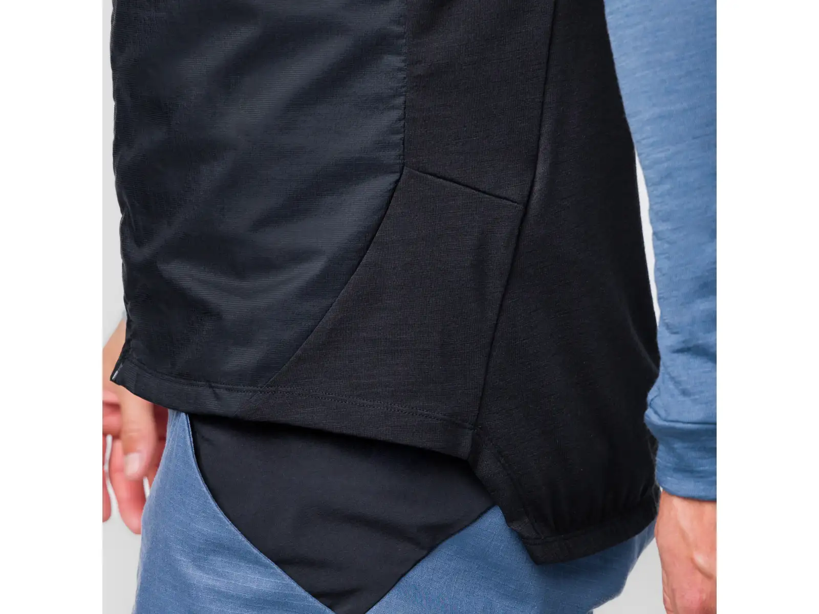 Salewa Vento AM HYB Herrenjacke Black Out