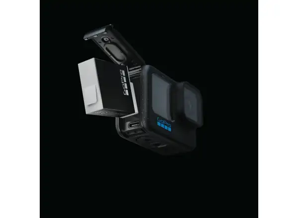 GoPro Enduro Akku zum Aufladen.