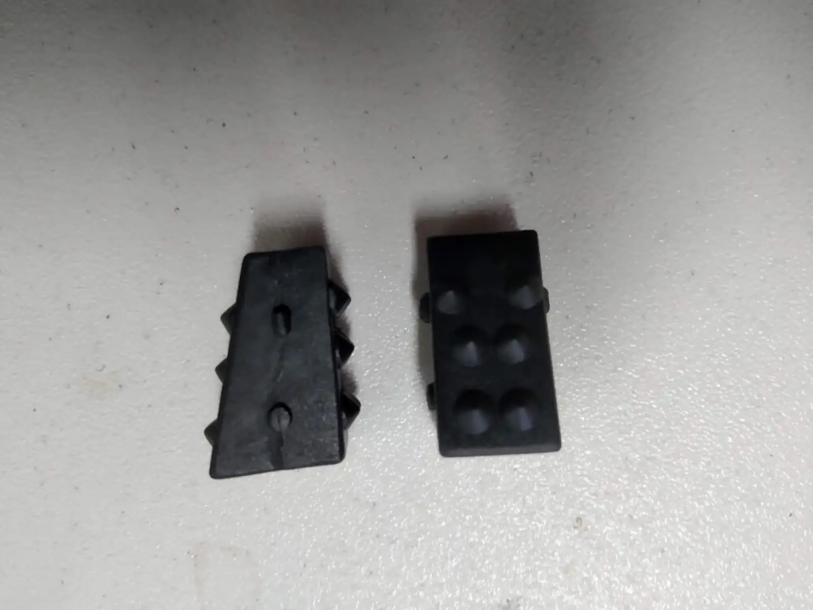 Fischer Keile für Bindungen an Fischer Standardstöcken.