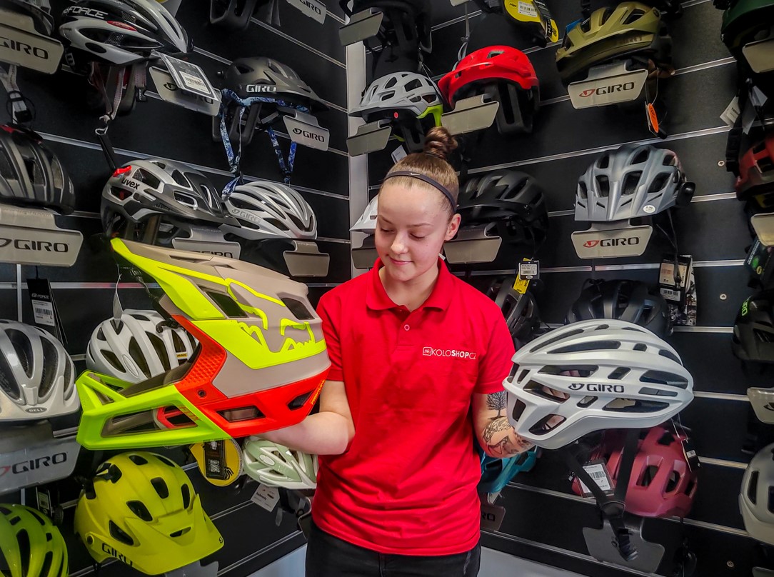Wie wählt man einen Fahrradhelm aus?